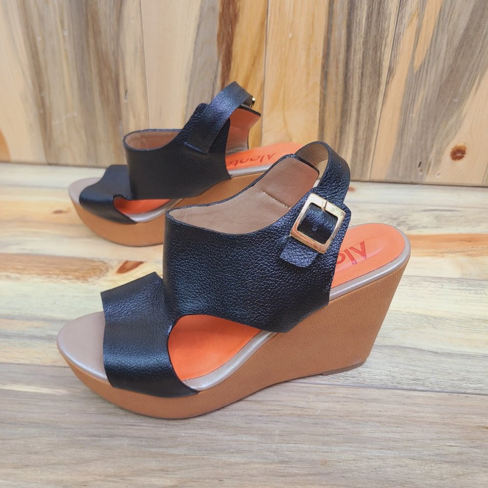 ALONTA Retro Wood Platform Wedge Sandal ~ NWT!!